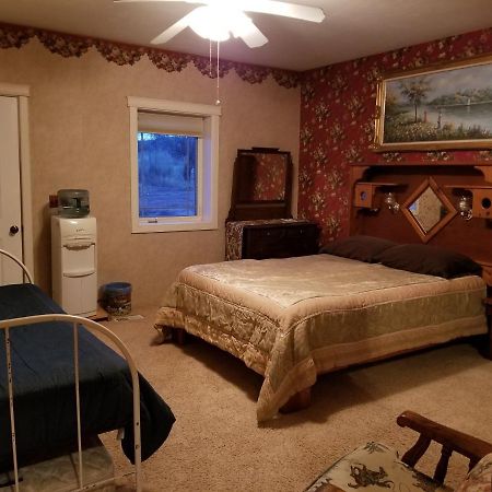 Sunlit Oasis Bed & Breakfast Notom Exterior photo